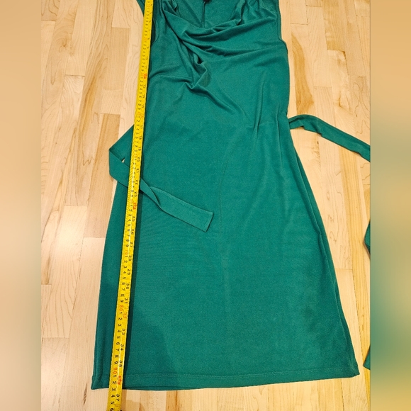 Apple green Banana Republic dress - Picture 3 of 9